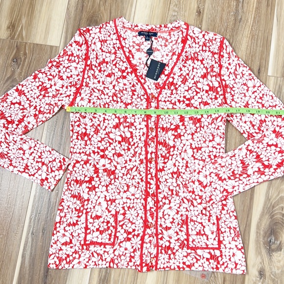 Burberry Floral Button Down Top - Picture 8 of 16